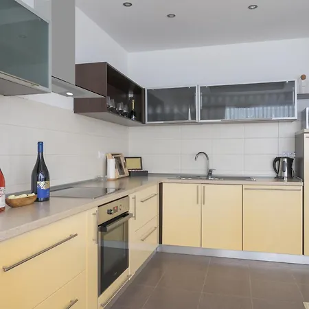 Highland Lux * Kupres (Canton 10)